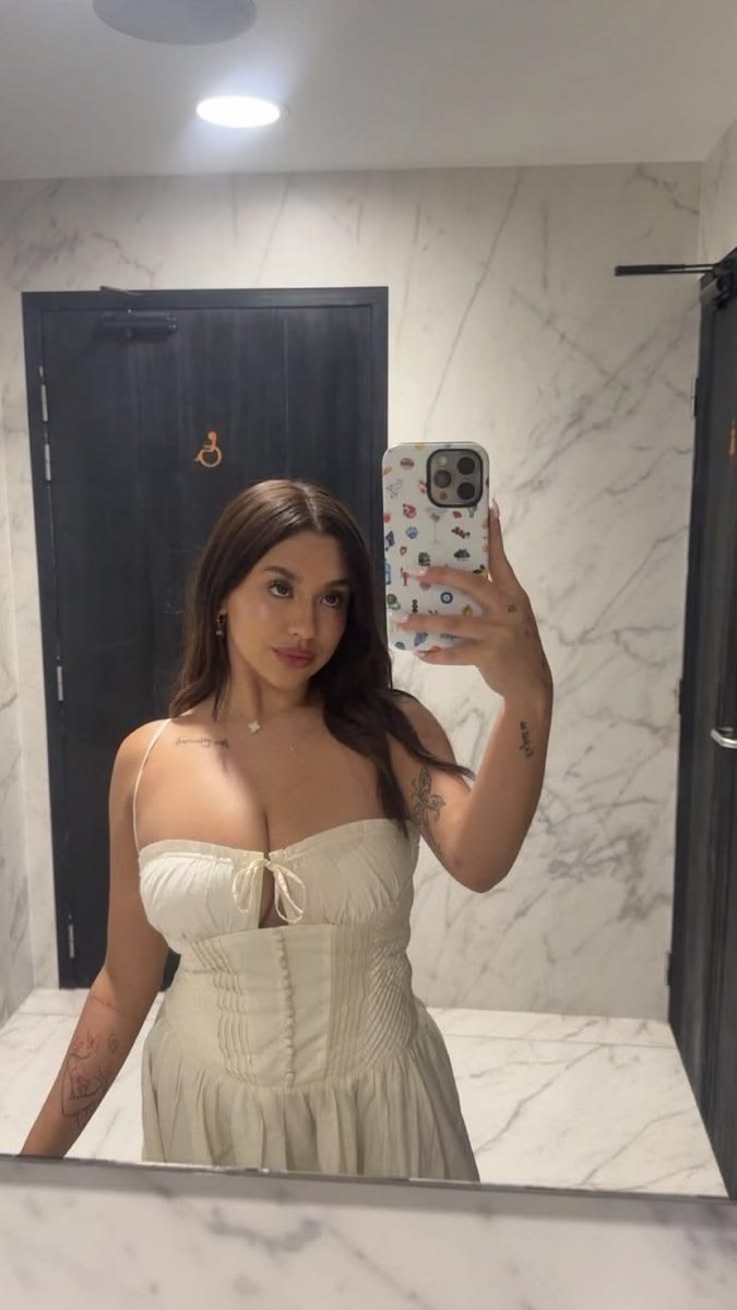 Marie5_e's tweet photo. Hi, looking for someone intentional and caring ❤️#love #single #dating https://t.co/tCgQMeo3m3