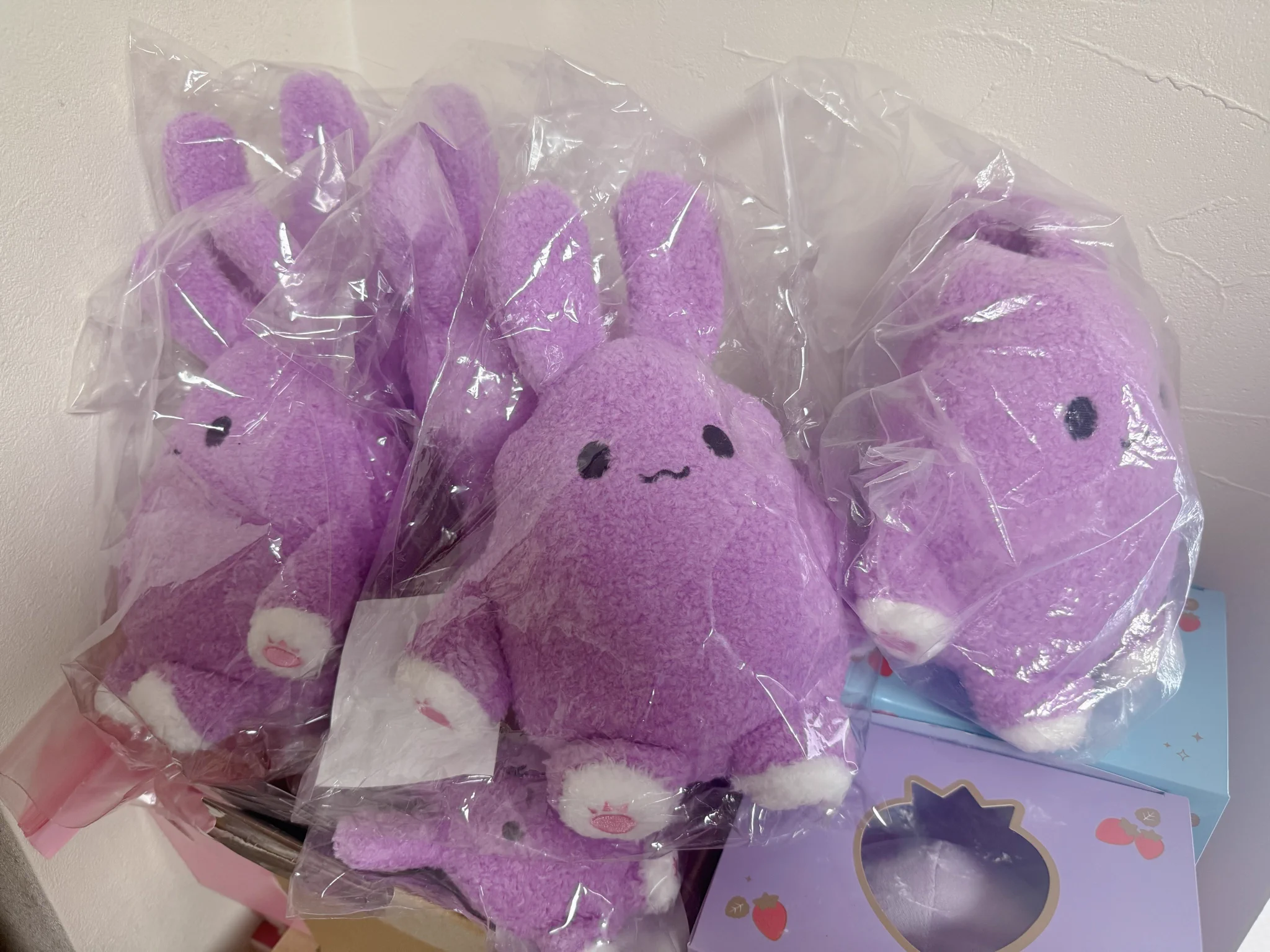 すずこ。@あき в X: „ふと見たら積み重なってる我が家のもりうさちゃん
