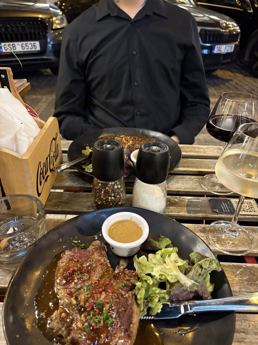daintydisturbed's tweet photo. 2 yr anniversary dinner with dada 14/09/24 🩷 he looks very handsome in that shirt ;) https://t.co/r86TYg6hym