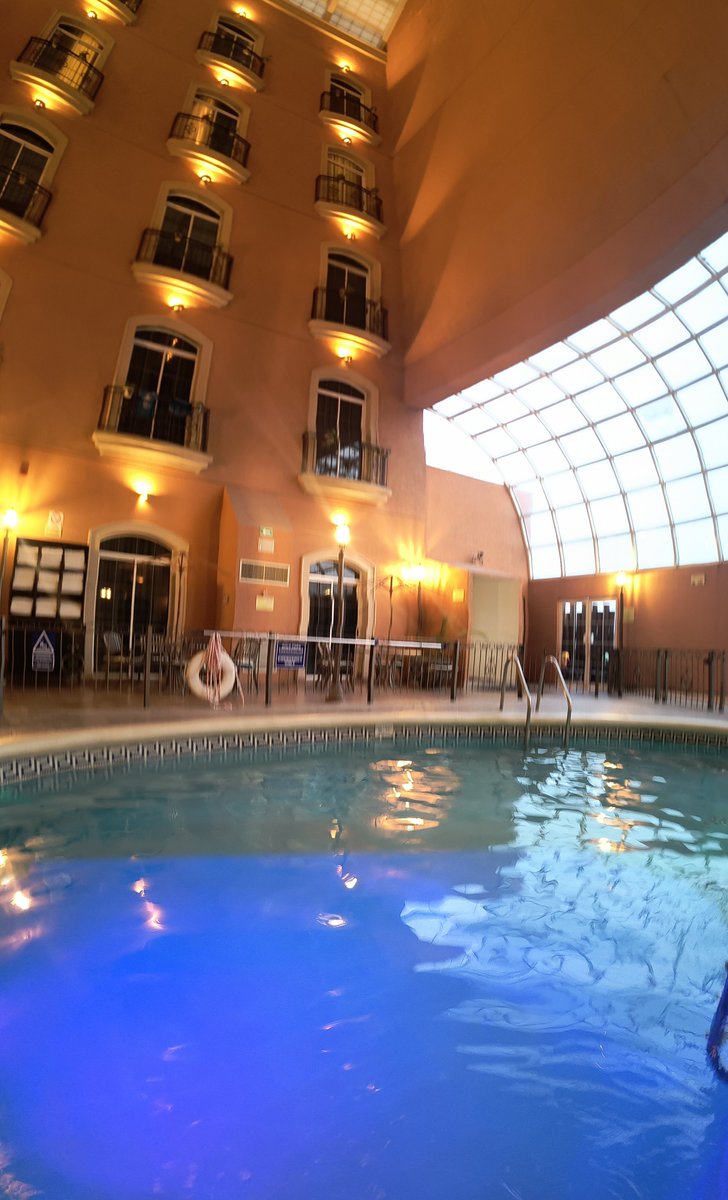 RtyIvan's tweet photo. Entré a los poolrooms 🫩 https://t.co/D729tDrj84