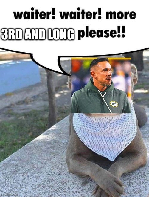 B_Train__'s tweet photo. Anytime we call back to back runs #packers #gopackgo https://t.co/d2dNtw88Jc