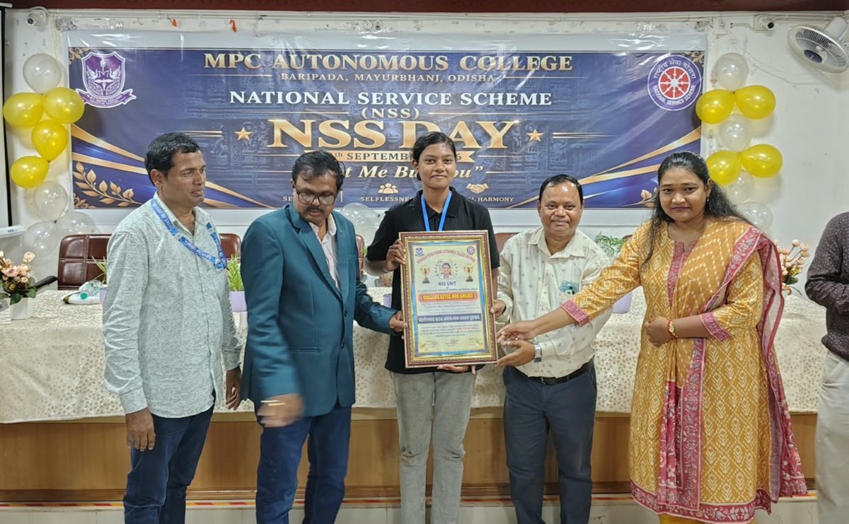 mpcautonsswing's tweet photo. M.P.C Autonomous  College NSS Wings proudly congratulates Ms. Nikita Patra on being honoured as the Best Volunteer College Level NSS Award(Female Unit). 
Her dedication,discipline and selfless service truly embody the spirit of NSS–Not Me But You.
Congratulations 🎉💐 https://t.co/mN4CF3oS9Z