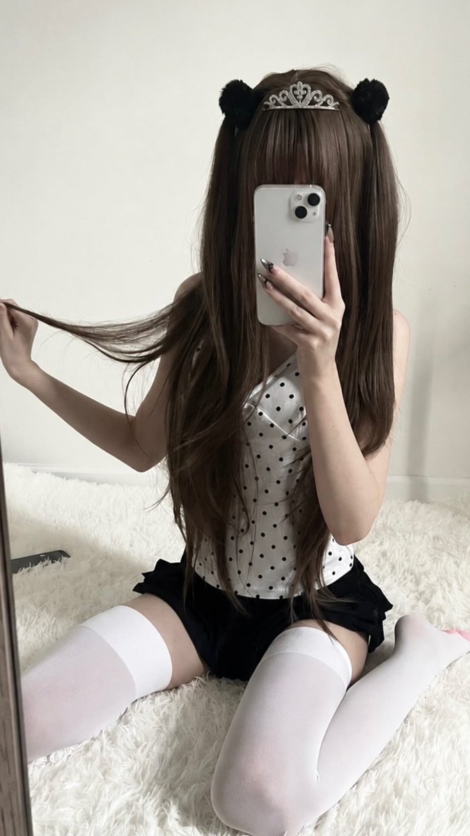 tinypalefawn's tweet photo. princess #cutecore #doll https://t.co/jJtqc7cw6P