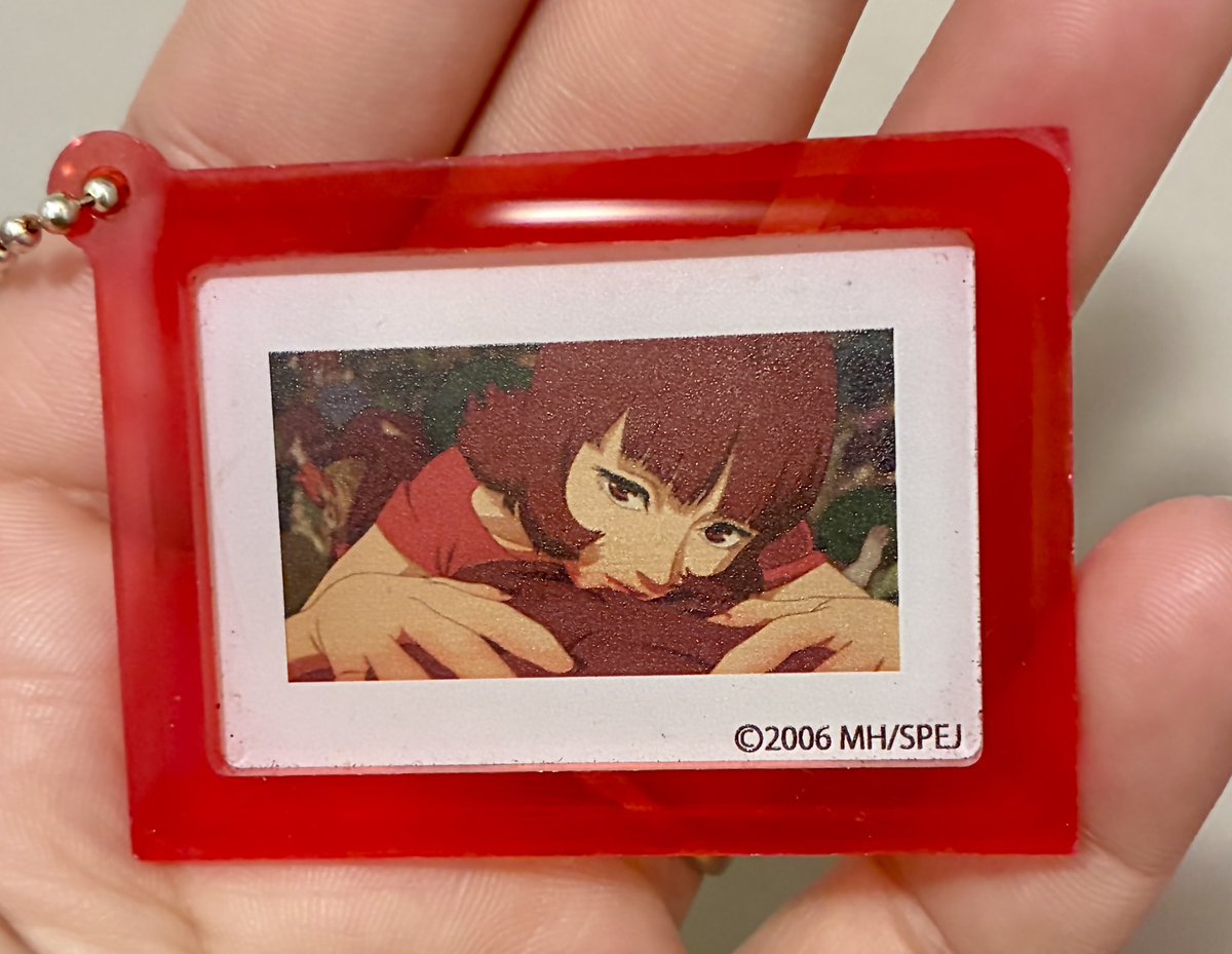 aokowanibuchi's tweet photo. パーフェクトブルーとパプリカのグッズ、画面が元々スタイリッシュだからランダムでもハズレなしって感じでした。
#PERFECTBLUE #パプリカ https://t.co/OgFkjqfOrK