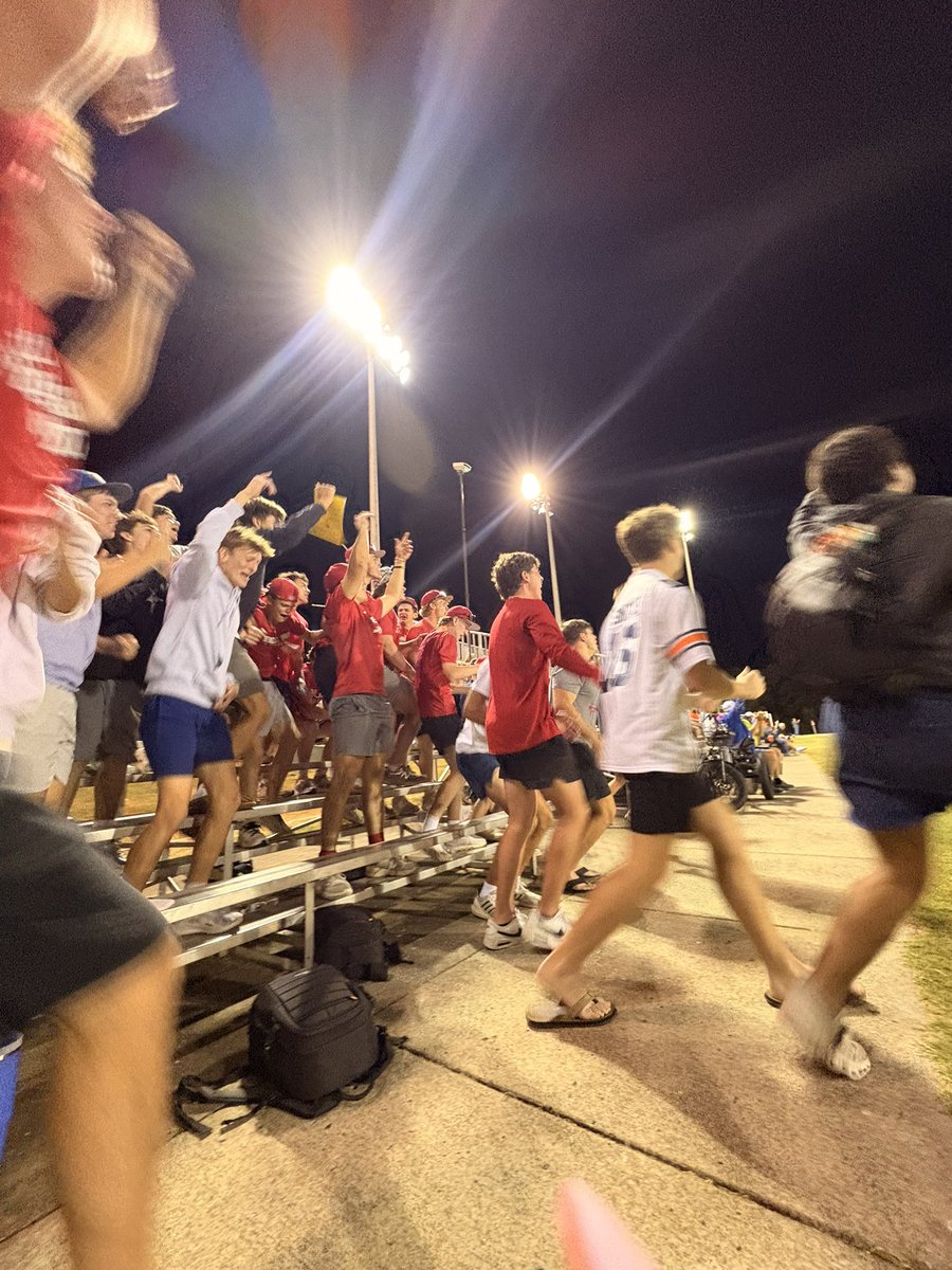 wcsPHSathletics's tweet photo. 2-0 Page over Summit in the first half! #phtid
 @PHSLadyPats @PAGE_baseball https://t.co/FWQpxyDYT0