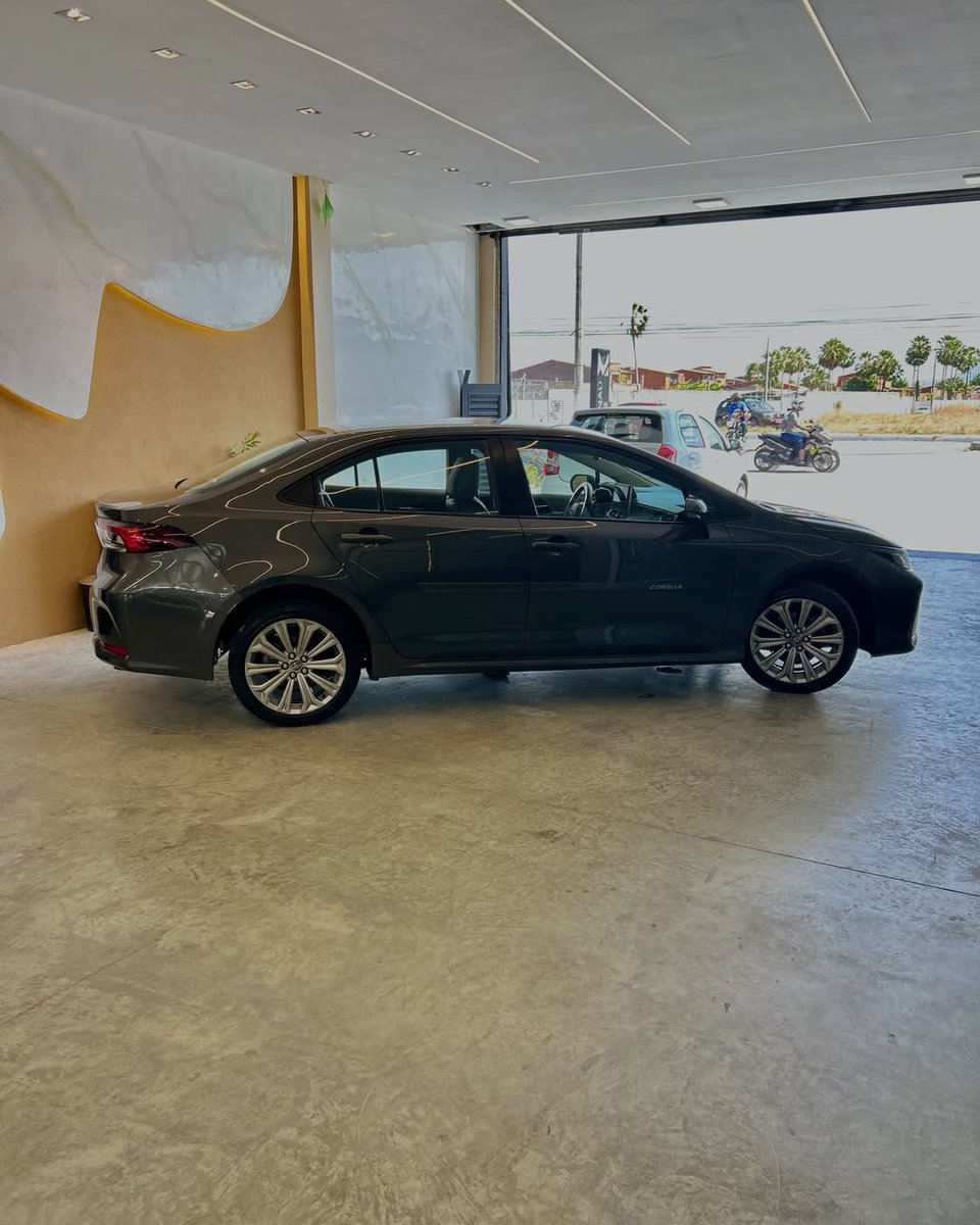 lilyrodrigifwp's tweet photo. Toyota Corolla XEi 2. 0 Flex, model year 2022/23, with 48, 000 km and fully inspected. Features digital AC, electric steering, power windows, CarPlay multimedia, leather seats, reverse camera, alloy wheels and more. Price: $139, 900. Financing https://t.co/pTp3ArqOUT
