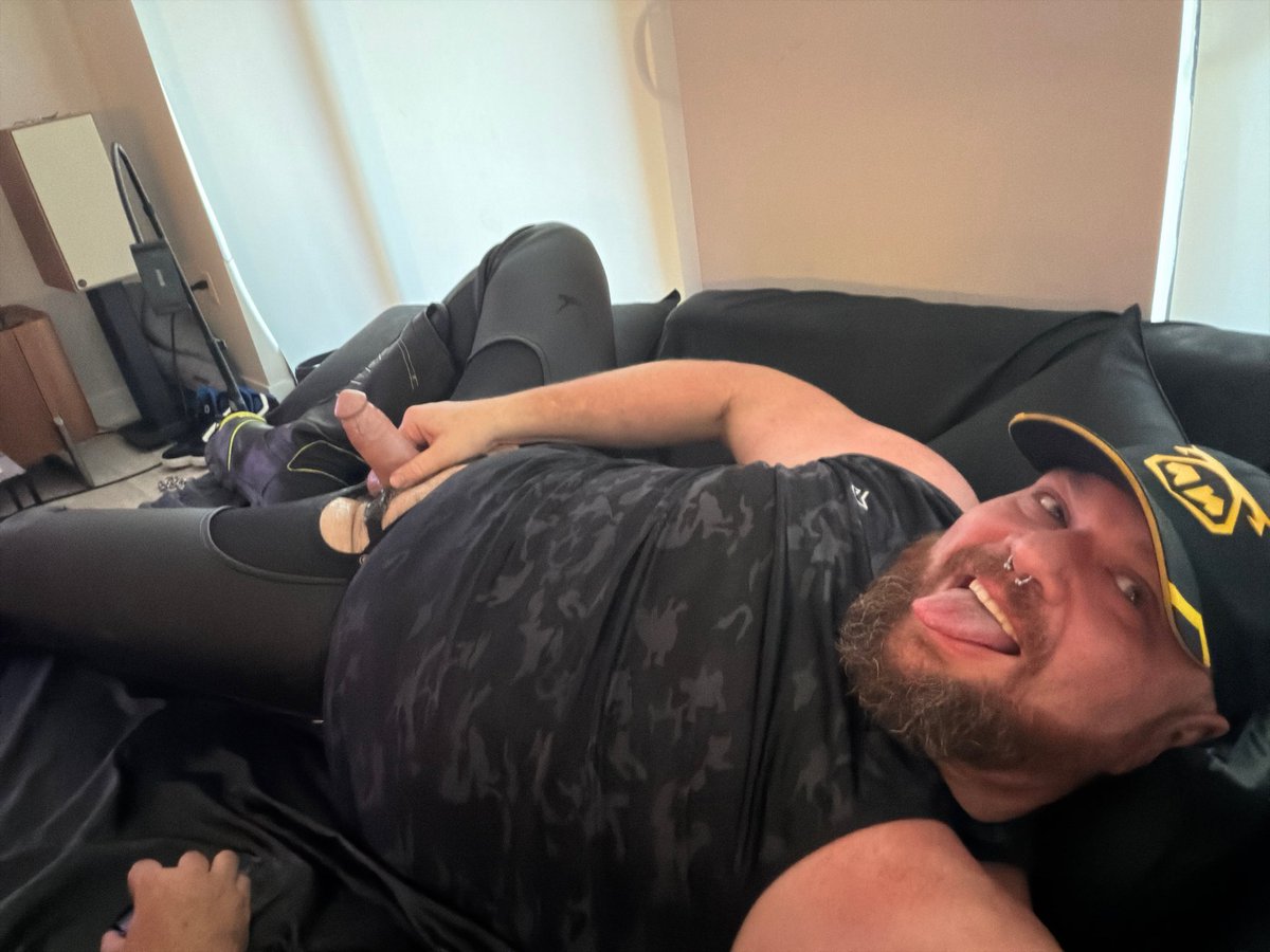 DeviantPigFTL's tweet photo. Who else loves to get spun and bate? https://t.co/QEfgsastAJ