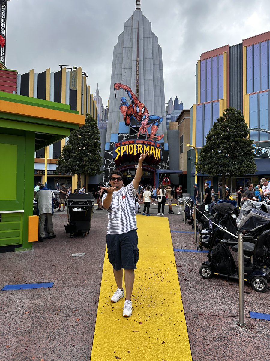 PalRetiro's tweet photo. En la casa de los Súper Héroes (Marvel Comics) 🫡♥️🔥#marvel #universalstudiosorlando #cómic #spiderman #avengers https://t.co/Z8AOZ7FHWg