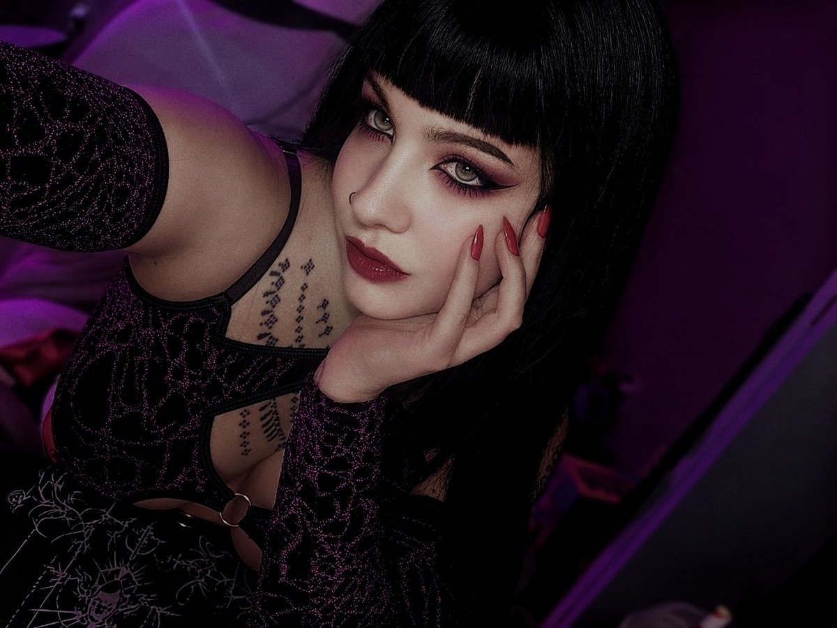 grremlinkat's tweet photo. Feel the dance of the butterfly!
1st attempt at Psylocke Cosplay!
Will post a few more pics in a bit!
#cosplay #psylocke #marvelrivals https://t.co/4FCjoOv9Ml