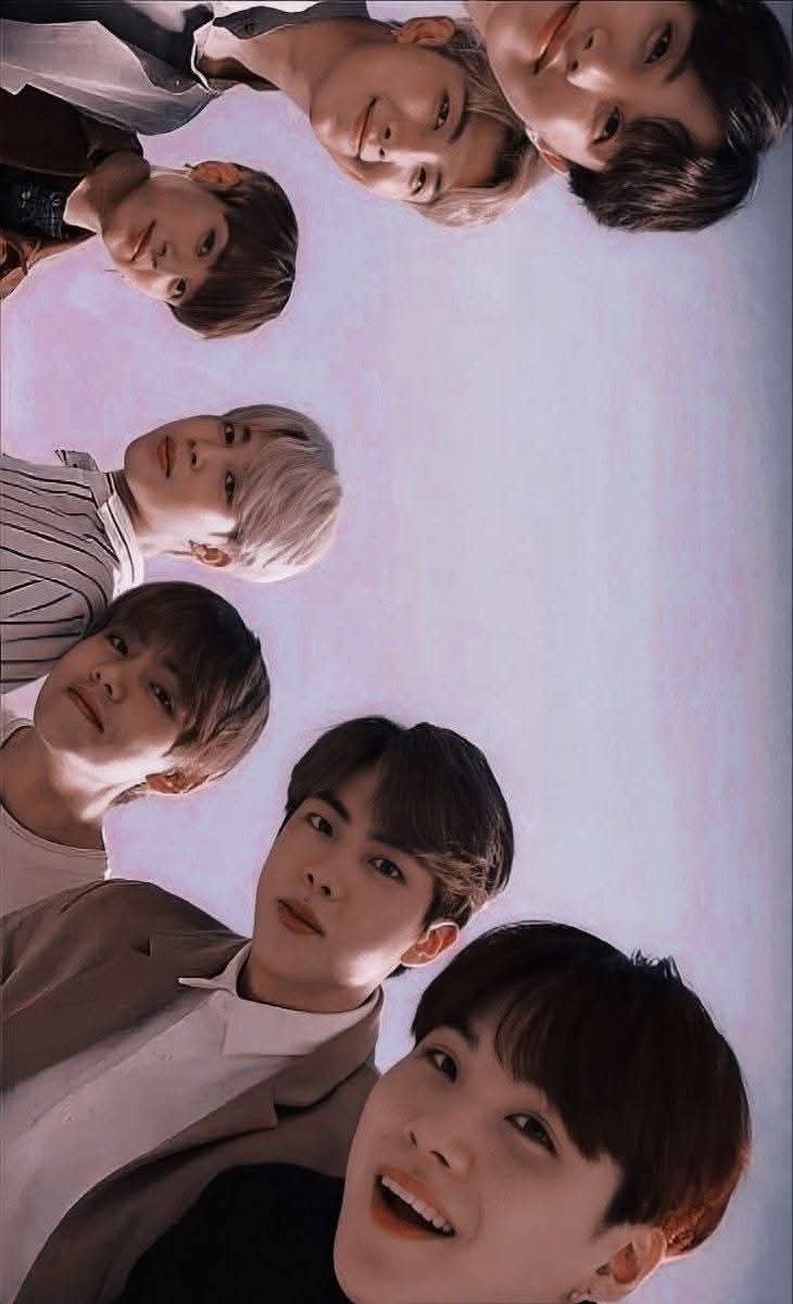 StefhanyIsa92's tweet photo. Let`s keep voting #ARIASBTS
Aria Músic Awards 2026💜 https://t.co/RHGFmrZmD3