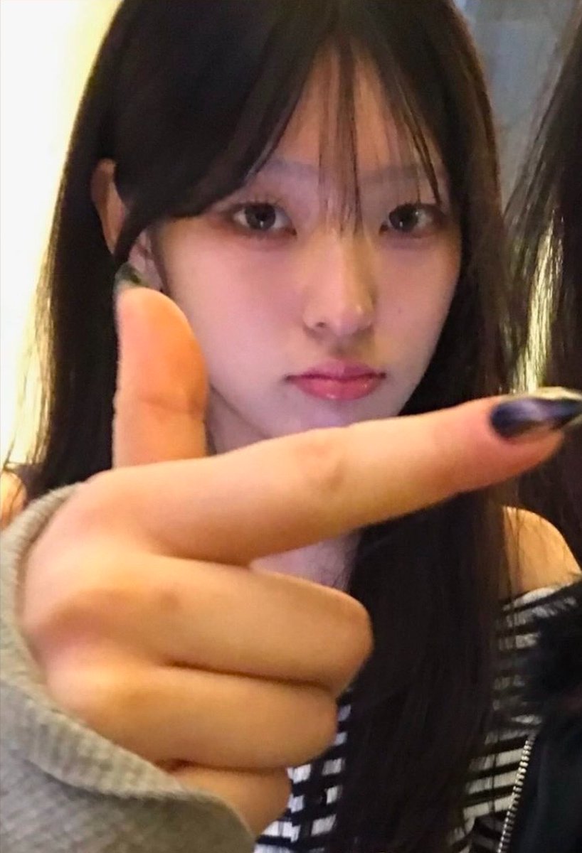 jiin9876's tweet photo. 김예원 06 https://t.co/GrrDNV9aOx