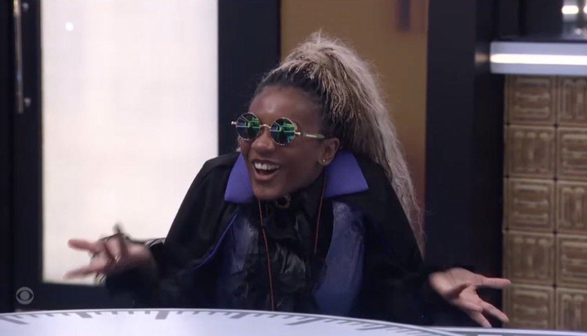 BBigBrotherBuzz's tweet photo. So many memes coming out of one HOH comp #BB28 #BigBrother #BigBrotherBuzz https://t.co/FiUA6xkmwY