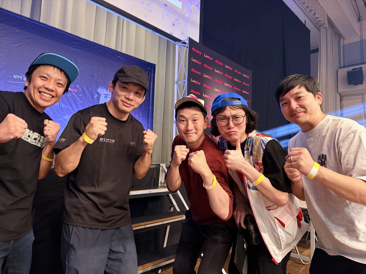crocoparaki's tweet photo. つの丸先生にレミノ修斗観戦させてもらいました❗️すごい席で‼️

迫力満点💯
死闘続出❗️
メイン大興奮💪
こんな近くにレジェンドが😳
後楽園ホールで観るMMA最高✨

とにかくみなさん10月19日Lemino修斗9絶対来るべし❗️

#Lemino修斗
#レミノ修斗
#こっちの格闘技 https://t.co/0I2anVbP9h