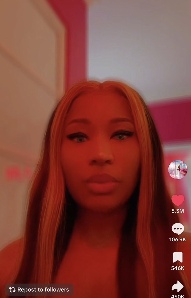CityB6039's tweet photo. @TASTELIKEH0NEY_ @ichigominaj And she is naked in all videos,Nicki has done more without taking all her clothes https://t.co/SsNZENdZDv