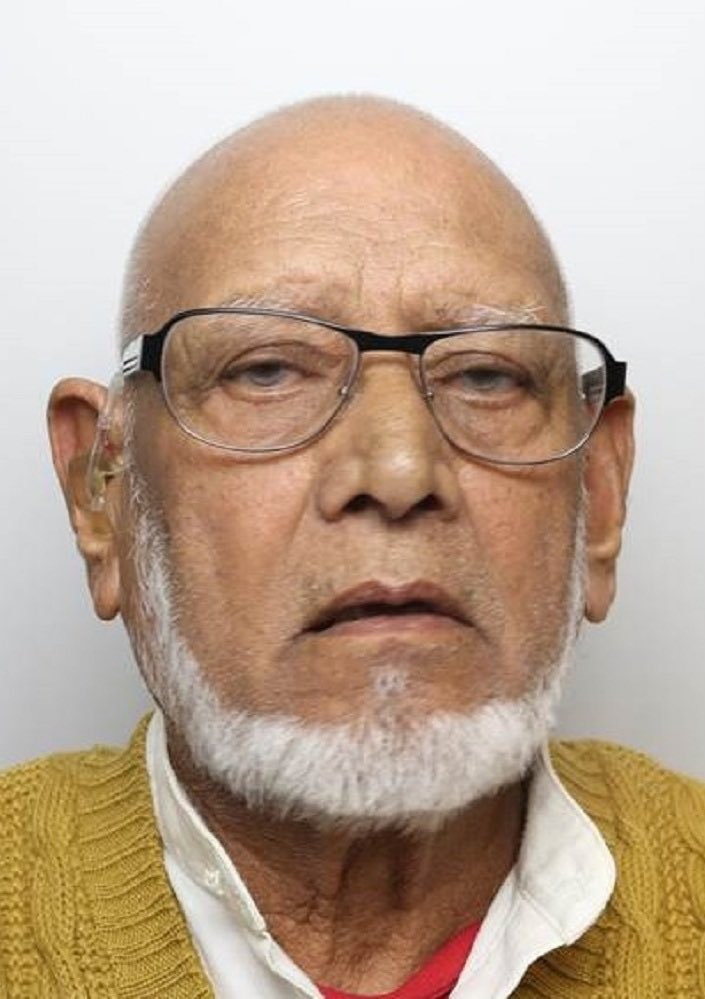 FarazPervaiz3's tweet photo. Ashraf Khan, 81, jailed after fathering three children with his own daughter making him both their father and grandfather.

Sexual abuse of Muslim girls inside the home is still barely discussed. https://t.co/XxuuzZn2v7
