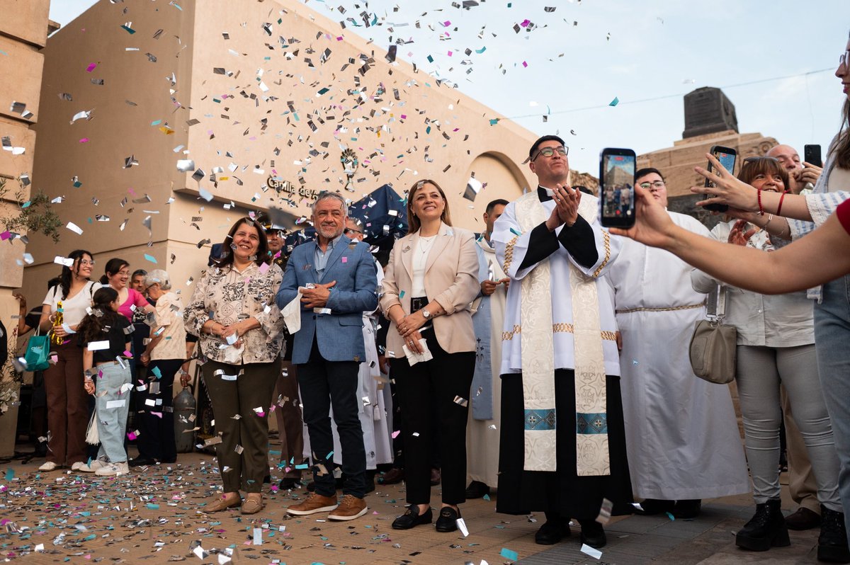 TeresitaMadera's tweet photo. En tiempos difíciles, mantener cerca la fe también es encontrar fuerzas para seguir creyendo, acompañar a nuestras familias y estar cerca de nuestros hijos, sosteniéndolos con amor y esperanza.

Como pueblo riojano, nos encontramos con nuestra Madre, la Virgen de la Merced, para renovar nuestra fe y caminar juntos.