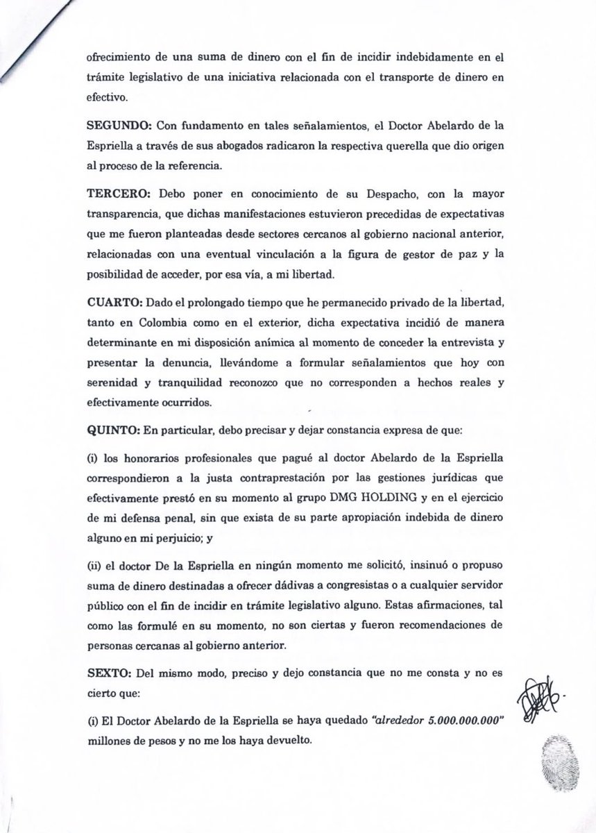 ELTIEMPO's tweet photo. #Atención David Murcia se retracta de acusaciones contra el presidente Abelardo De La Espriella y revela que lo hizo tras oferta para ser gestor de paz del Gobierno Petro

El creador de DMG se retractó de los señalamientos contra Abelardo De La Espriella, quien fue su abogado en el caso de la pirámide. 👇

El escrito, que ha sido compartido ampliamente en redes por varios medios de comunicación.

#DavidMurcia #DMG #AbelardoDeLaEspriella #GustavoPetro #Colombia