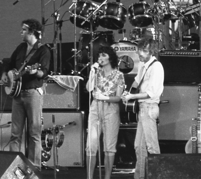 33miura's tweet photo. Linda Ronstadt and J.D.Souther at California Live
#JDSouther
#LindaRonstadt
#JamesTaylor https://t.co/bsXbHrRyGm