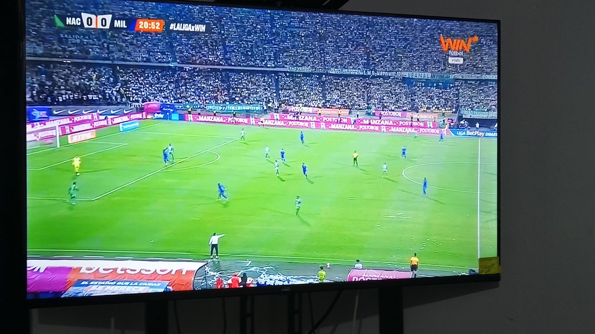 Tribunallanera's tweet photo. Viendo #Nacional - #Millos queda evidenciado que los "verdolagas" menospreciaron su visita a #Villavicencio Poveda ni corriรณ, hoy en #Medellin juega a 100 por hora, y @ClubLlanerosFC cobrรณ por ventanilla... #SinExcusas https://t.co/NFNeSUKHX3