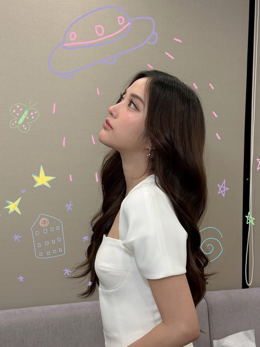 bee_nidarat_'s tweet photo. มอนิ่ง ฝนตกแต่เช้าเลย แฮปอะกึ้ดเดย์น๊าาา
#srchafreen #FreenSarocha https://t.co/V376sCJuex