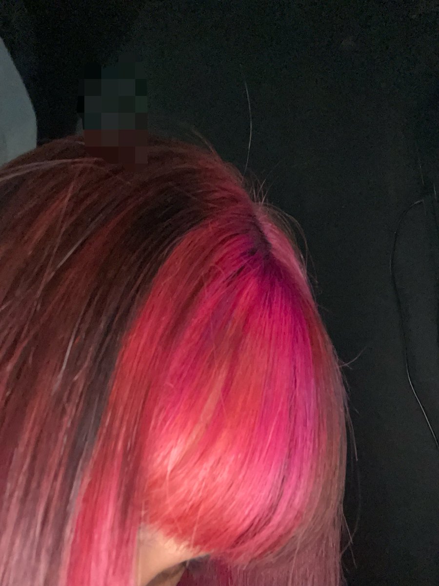 vampiramortwal's tweet photo. cabelo multicolorido (nn sei oq fzr mais https://t.co/gUfEkjQ89W