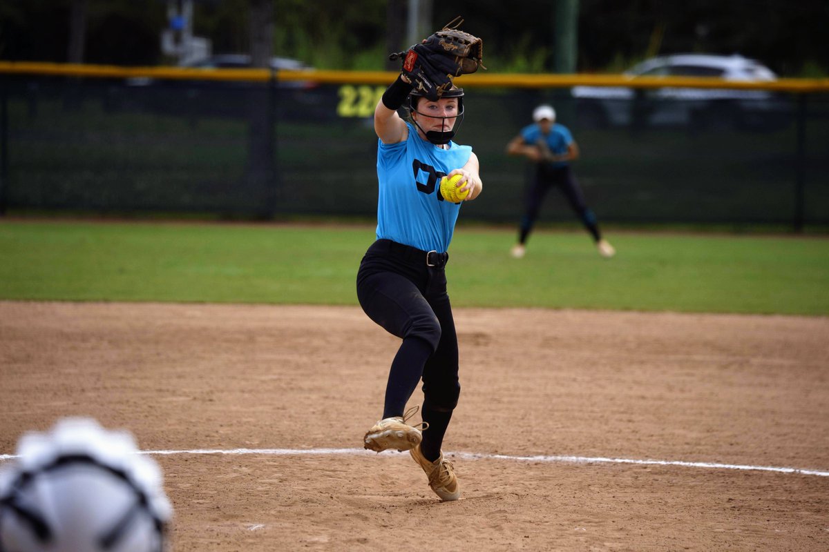 SylviaMcKie2525's tweet photo. Thank you to my coaches and teammates for a great tournament at PGF Early 99% tournament last weekend. I had a great time ..loving my time on the mound. 4 strike outs, 1 walk and no runs allowed in 4 innings.@D1VFlorida @d1vision_sb https://t.co/ZVZzdmR2Nf