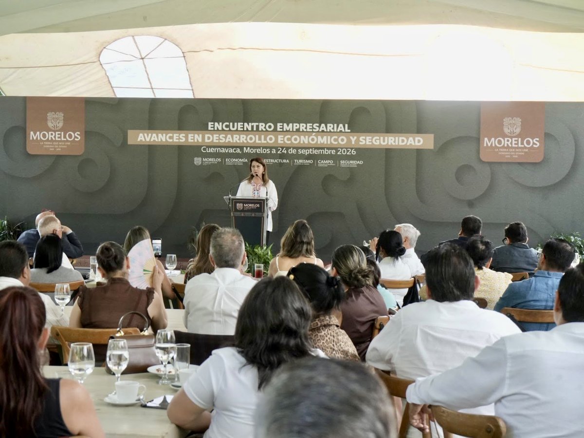 danielaltafi's tweet photo. Presentamos ante cámaras empresariales la ruta que estamos construyendo para el turismo de Morelos: bases más sólidas, proyectos de largo plazo y coordinación con el sector.

Con nuestra gobernadora @margarita_gs, tenemos rumbo y trabajo por delante.

#LaTierraQueNosUne https://t.co/JR6m08yzDp