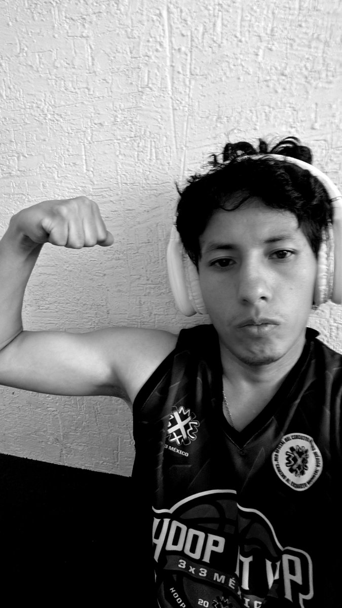 JorgeOr9869759's tweet photo. Estoy por auditorio Nacional, algún plan? Estoy libre ahorita de 7:30pm a 10:30pm
#swinger #swingercdmx #songle #singlecdmx https://t.co/VKUfSrlqDA