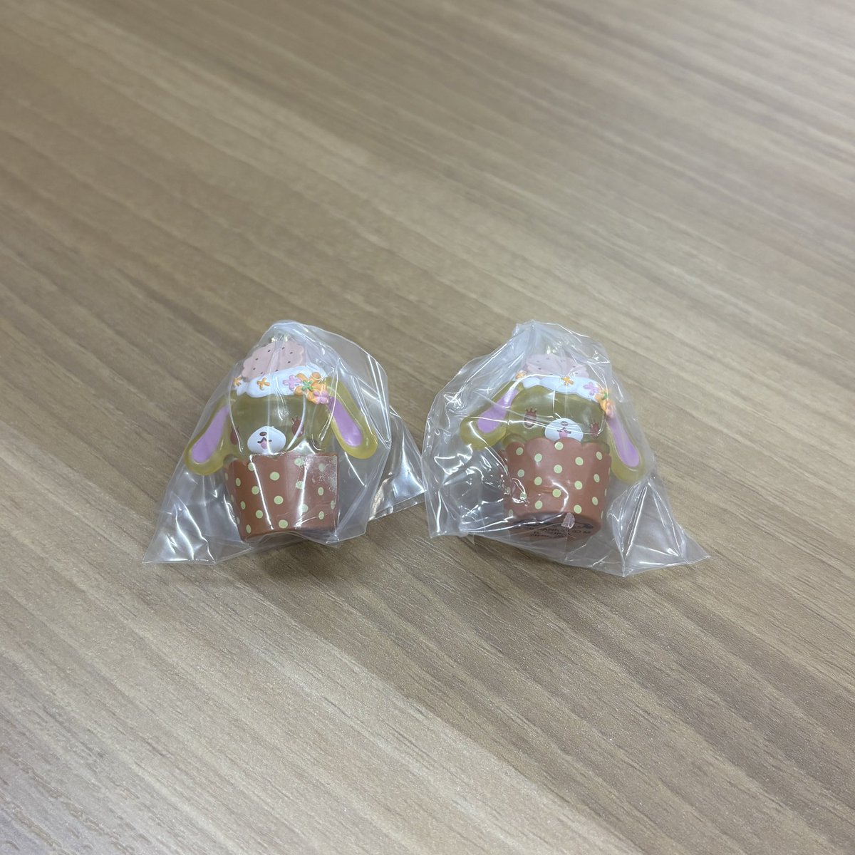 __yu6a's tweet photo. シュガーバニーズ ガチャガチャ カップケーキチャーム 交換

譲 はなうさ
求 ブルーベリーうさ ストロベリーうさ ももうさ

交換可能な方お気軽にリプお待ちしております♪ https://t.co/ZurfpjbMjA