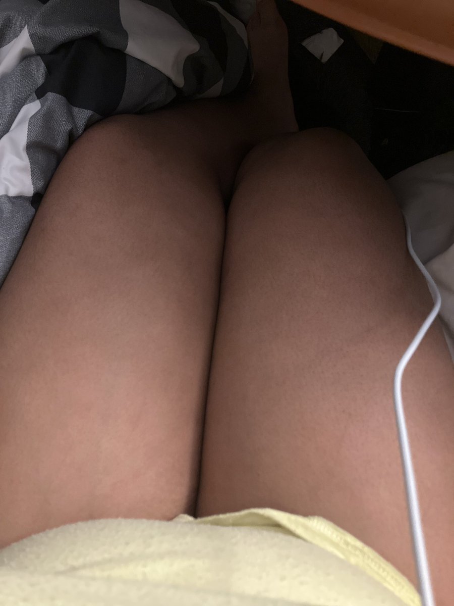 hxuntedkitten's tweet photo. Would you like trans femboy thighs? I like the skin tone of my thighs and arms in correlation to the rest of my body.
#ftm #transfemboy #thighs #femboy https://t.co/M7QwI7o4vd