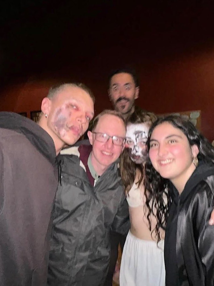 storrieunfolds's tweet photo. connor-holding-phone-group-selfie-with-flash-high-angle.jpeg https://t.co/K0ik6X1yRb