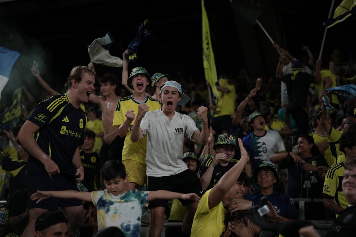 ThatNSCShitpost's tweet photo. Nah, It’s a Soccer Town #EveryoneN https://t.co/Ga44Jbf2ks