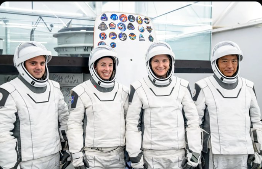 FunzaniDesign's tweet photo. @NASA no earlier than March 2027. https://t.co/VhFQMADSqn astronauts Kayla Barron and Chris Birch, JAXA (Japan Aerospace Exploration Agency) astronaut Makoto Suwa, and Roscosmos cosmonaut Arutyun Kiviryan will lift off to the@Space_Station https://t.co/32gi6uvdcO