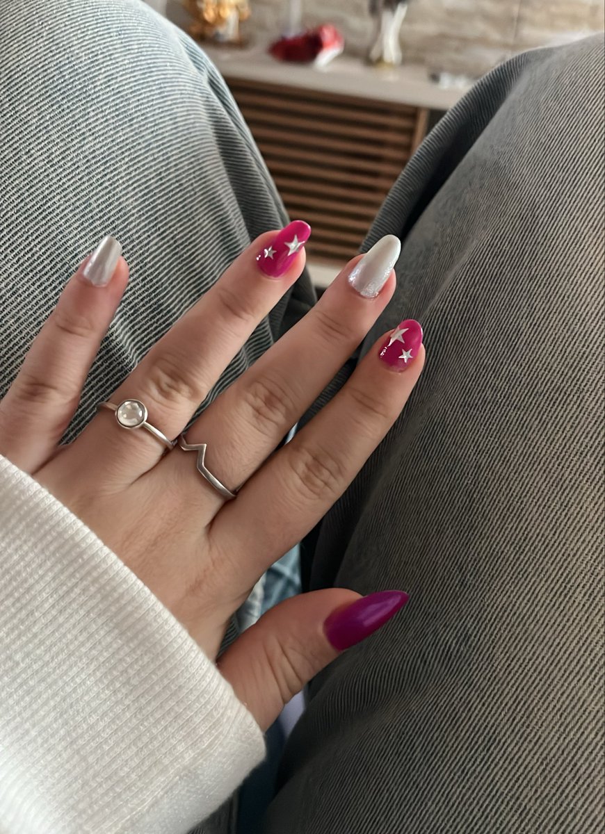 lrhtae's tweet photo. pov: você abriu minha galeria https://t.co/cUTIVySr6V