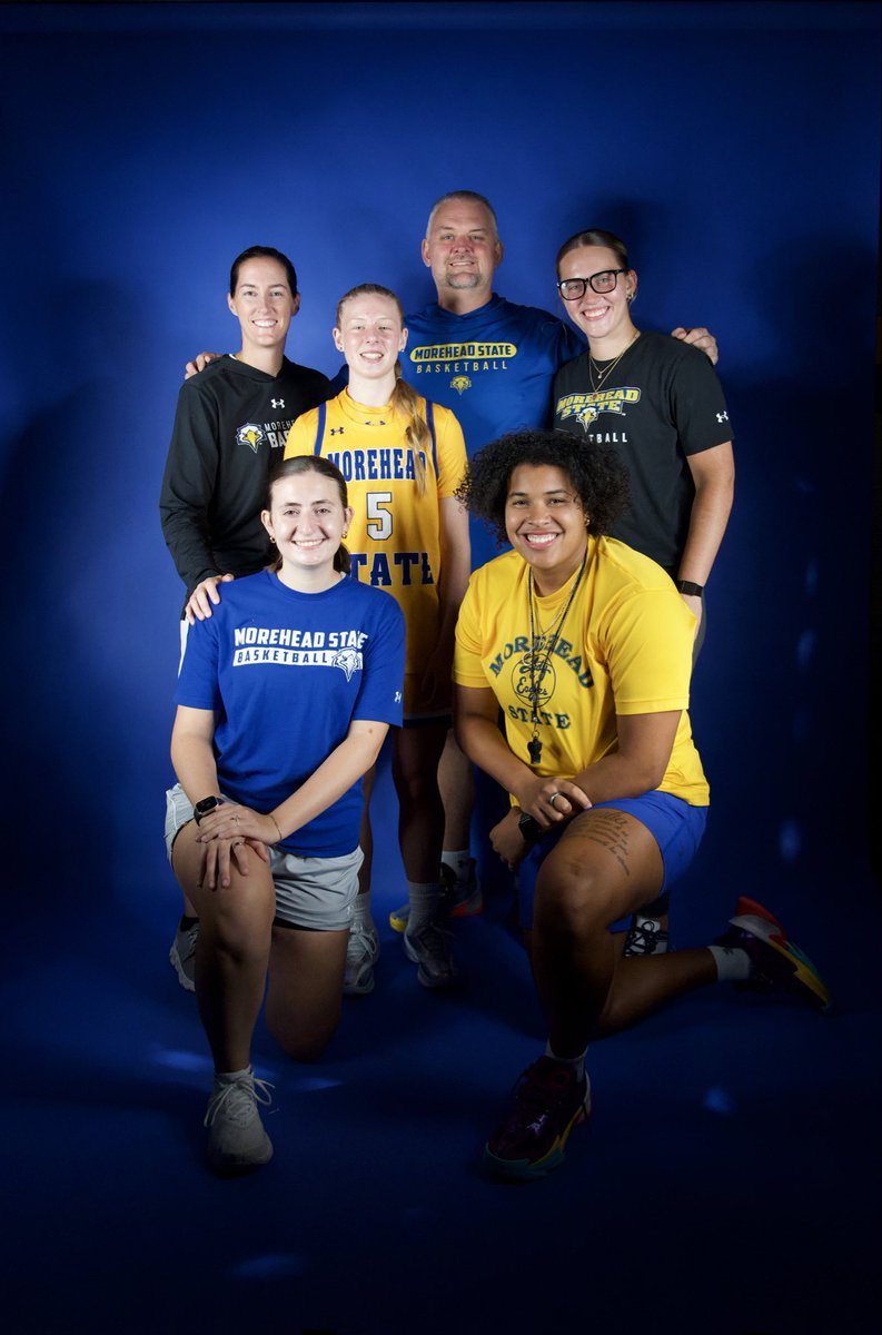 campbell_2029's tweet photo. Sko Eagss? 💙💛 #unofficial #uncommitted https://t.co/QFfKRGXgp0