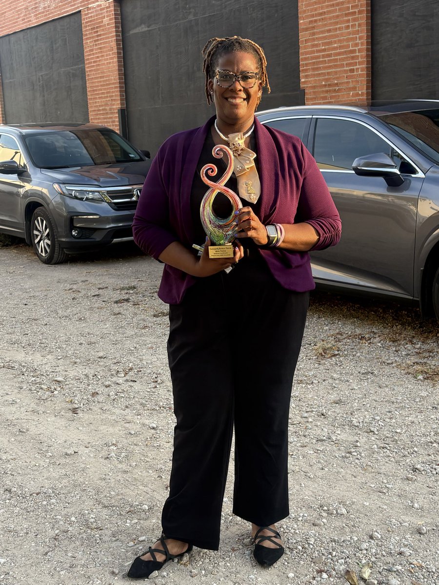 PVAMUPanthers's tweet photo. CONGRATULATIONS, MS. THOMAS! 
ALW Entertainment &amp; Prairie View A&amp;M proudly celebrate Ms. Alicia Thomas, 2026 State Fair Classic Service Award honoree! 
Your dedication and service inspire us all. 👏🏾
#StateFairClassic #ServiceAward #2026Honoree https://t.co/y9ME0j0425