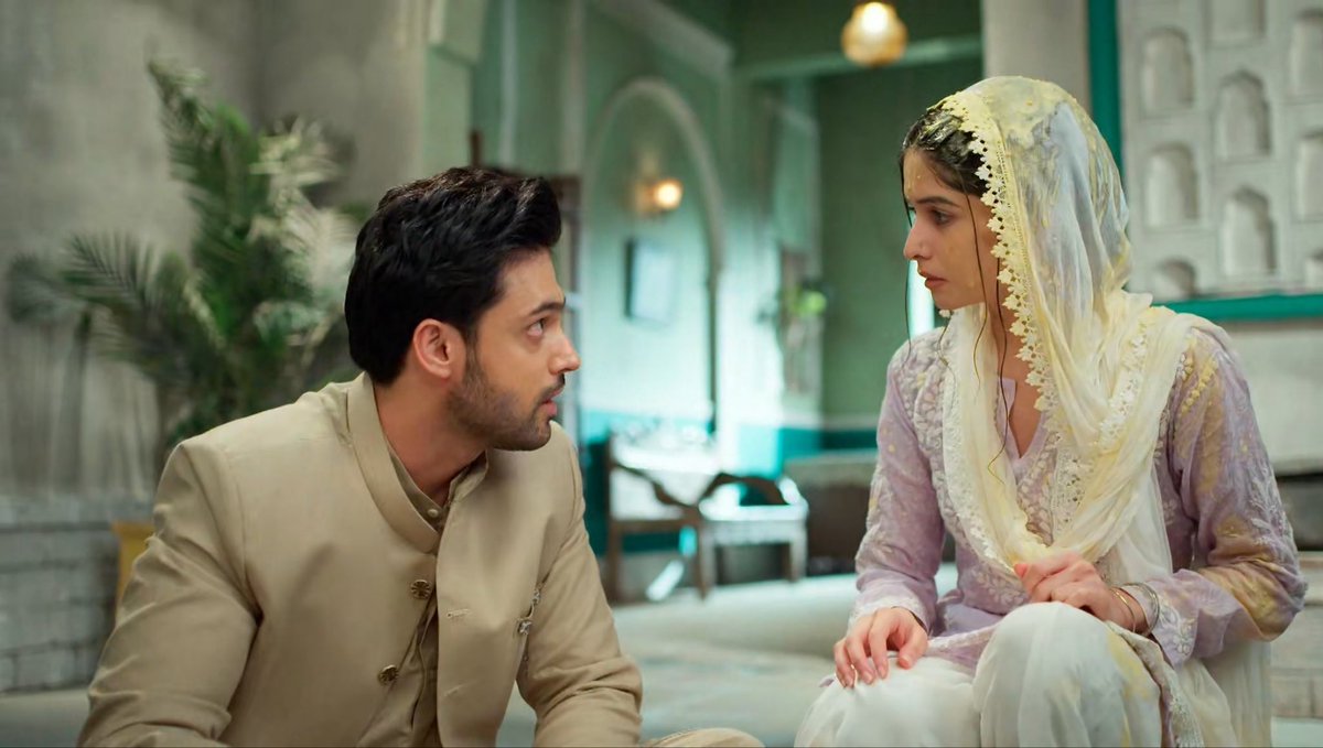 klaroliner123's tweet photo. Complete looseeerre in love, Mahid Niyazi ❤️🤣
Him getting scared of Seher is something else 😭😭
Mohabbat ke Janaza uth Gaya, Mahid Miya 🤡 

#SeherHoneKoHai #MaHer https://t.co/SR9j4tXgz4