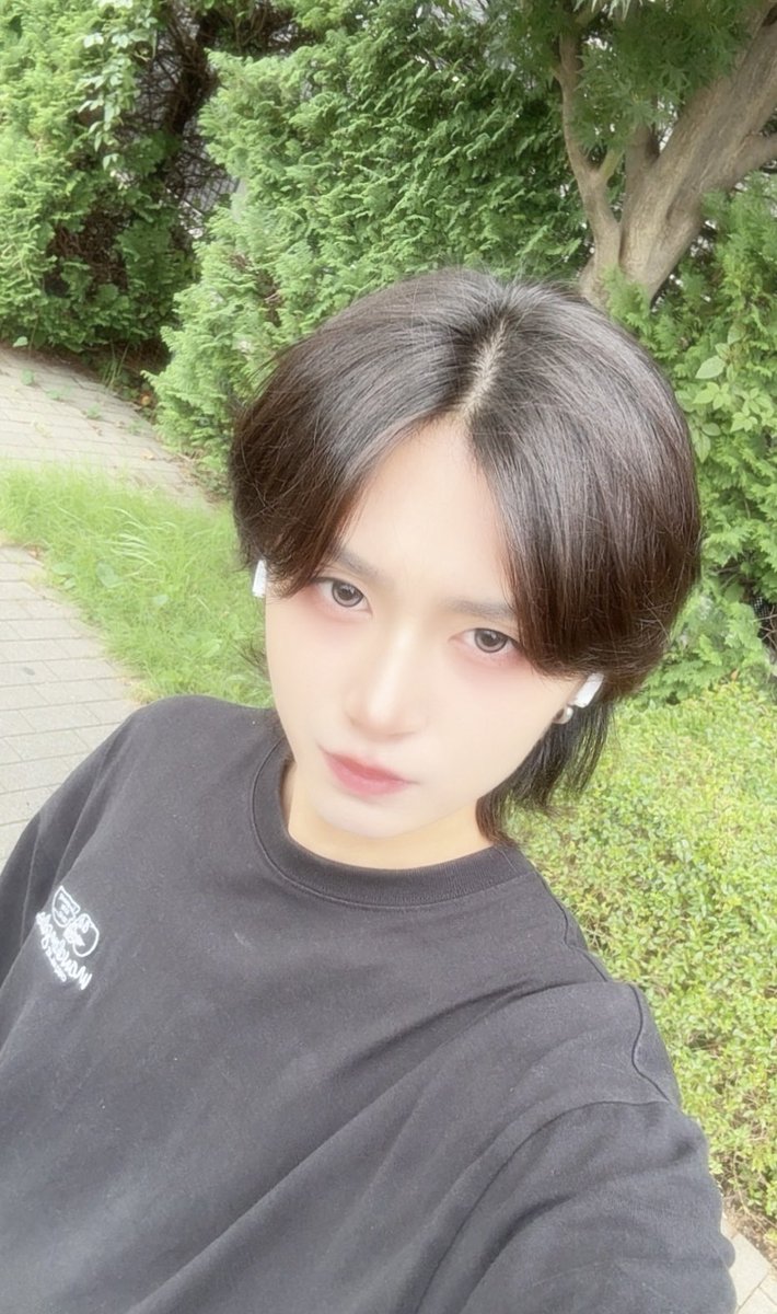 roi_dopa's tweet photo. デビューまで残り2週間になりました！

仕事行ってくるからみんなも頑張ってね！

#メン地下 https://t.co/EjJcid3Uz0