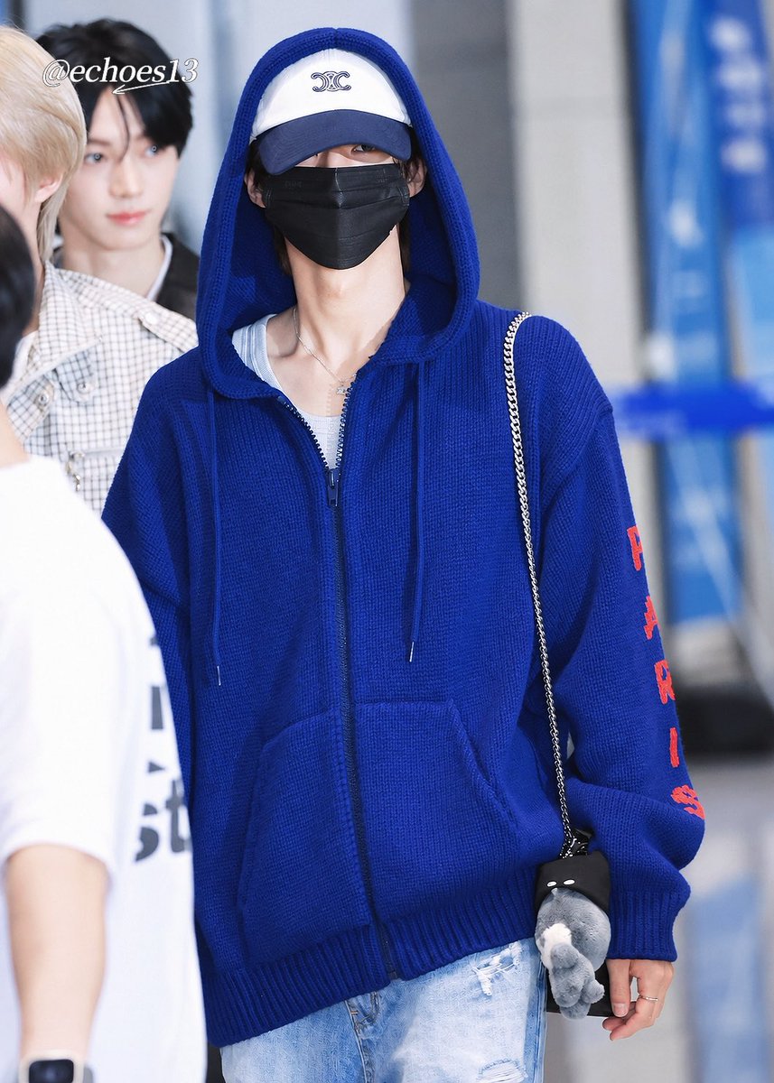 dhyechoes's tweet photo. 260925 ICN ✈️

#DOHOON #도훈 #TWS #투어스 https://t.co/7La7UO5pIZ