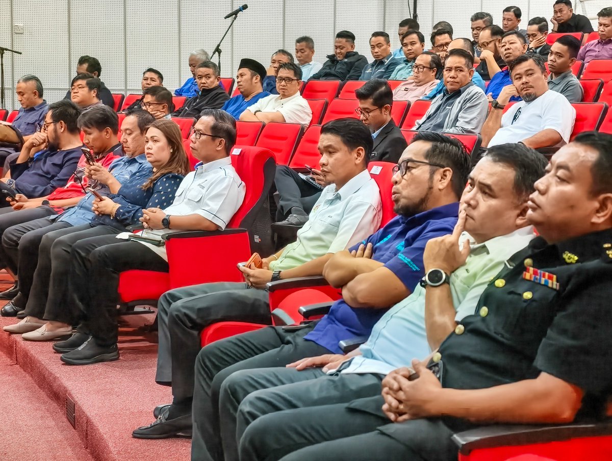 JapenSarawak's tweet photo. FOTO | PROGRAM BICARA @ INTEGRITI BILANGAN 3 TAHUN 2026 ZON SARAWAK 

🗓️ 25 September 2026 (Jumaat)
📍Auditorium, Perbadanan Kemajuan Filem Nasional Malaysia (FINAS) Cawangan Sarawak

#RancakkanMADANI
#MADANIBekerja
#TaatSetia
#JAPENSarawak https://t.co/NHeTVxVU8x