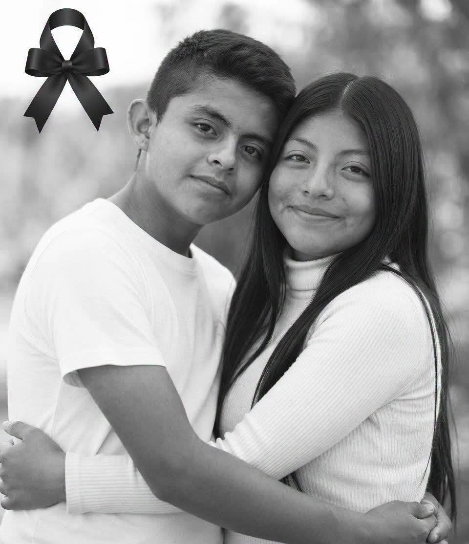 GARCIPAVON's tweet photo. #NosFaltanMásDe135Mil 

🕊️▪️🕊️ Sus nombres eran Joselyn y Juan Carlos, y lamentablemente, no volvieron a casa.
Lo que comenzó como una búsqueda que movilizó a sus seres queridos, concluyó hoy en una tragedia que enluta a dos familias y a toda la comunidad de Santiago Tolman.
Joselyn, una joven estudiante de 21 años, fue vista por última vez el lunes 21 de septiembre cuando salió a encontrarse con su novio, Juan Carlos.
Las horas de incertidumbre dieron paso a la primera noticia: el martes, él fue localizado sin vid@ junto a otro joven en el municipio de Otumba.
La esperanza de encontrar a Joselyn con bien permaneció hasta la mañana del miércoles, cuando se confirmó el hallazgo de su cu3rpo en las inmediaciones de la autopista México-Tulancingo. Hoy el Estado de México pierde a otros dos jóvenes.
La Fiscalía ya investiga para esclarecer los hechos y determinar responsabilidades.
✍️  Prueba En Contrario