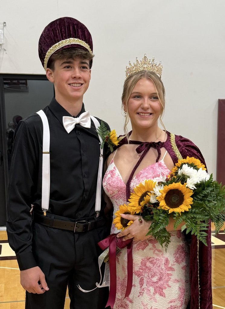 CsdDallas's tweet photo. Congrats to Queen Danni and King Colton!  #saintpride https://t.co/pEjjEb1nbo