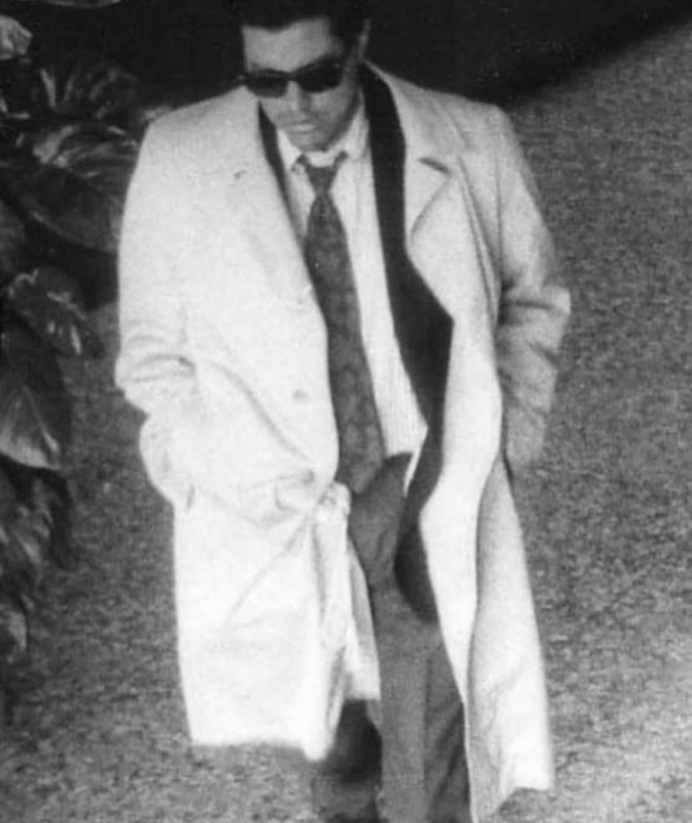 hrdevrythng's tweet photo. bank robber swag (1980) https://t.co/HEZelGKMGP