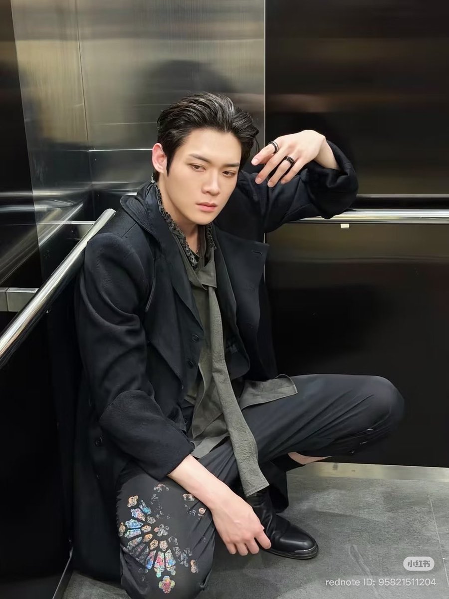 Nhi7cute's tweet photo. Mnf YS mọi việc thuận lợi, thẳng tiến con đường hoa 🍀🩵🍀🩵🍀🩵🍀🩵

#KimYoonSik #김윤식 #��允植 #yohjiyamamoto https://t.co/AbQjqZ447g