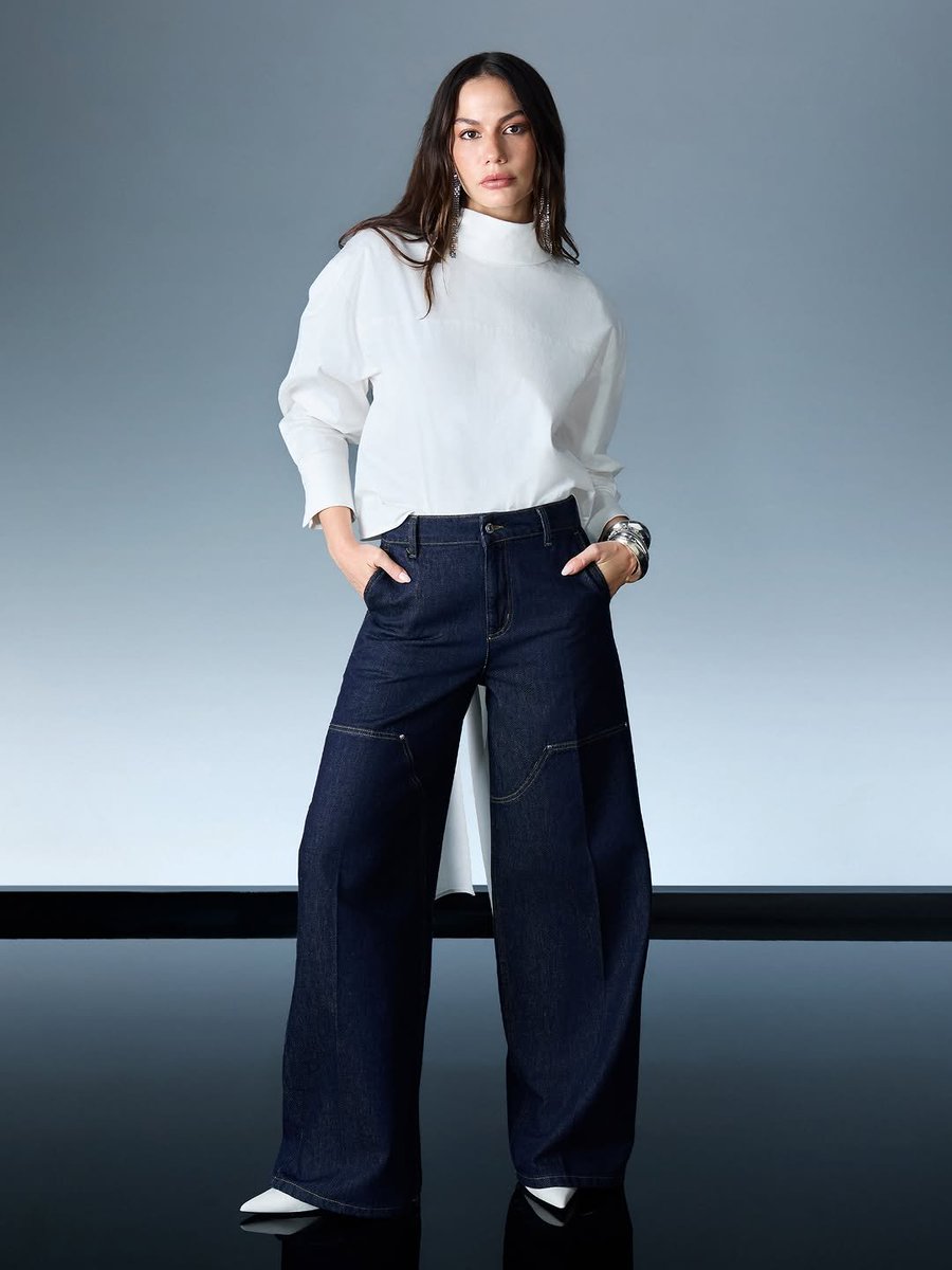 sitedemetpr's tweet photo. ₊🛖꙳꙳૩🌰ܤ𓇬 #DemetÖzdemir vía @|trendyolmilla instagram feed: «🎀 También eres la protagonista del estilo urbano. 👸🏻✨🩷
Trendyolmilla ❤️ Demet Özdemir 🌸🫧» https://t.co/v2ikGwJisa