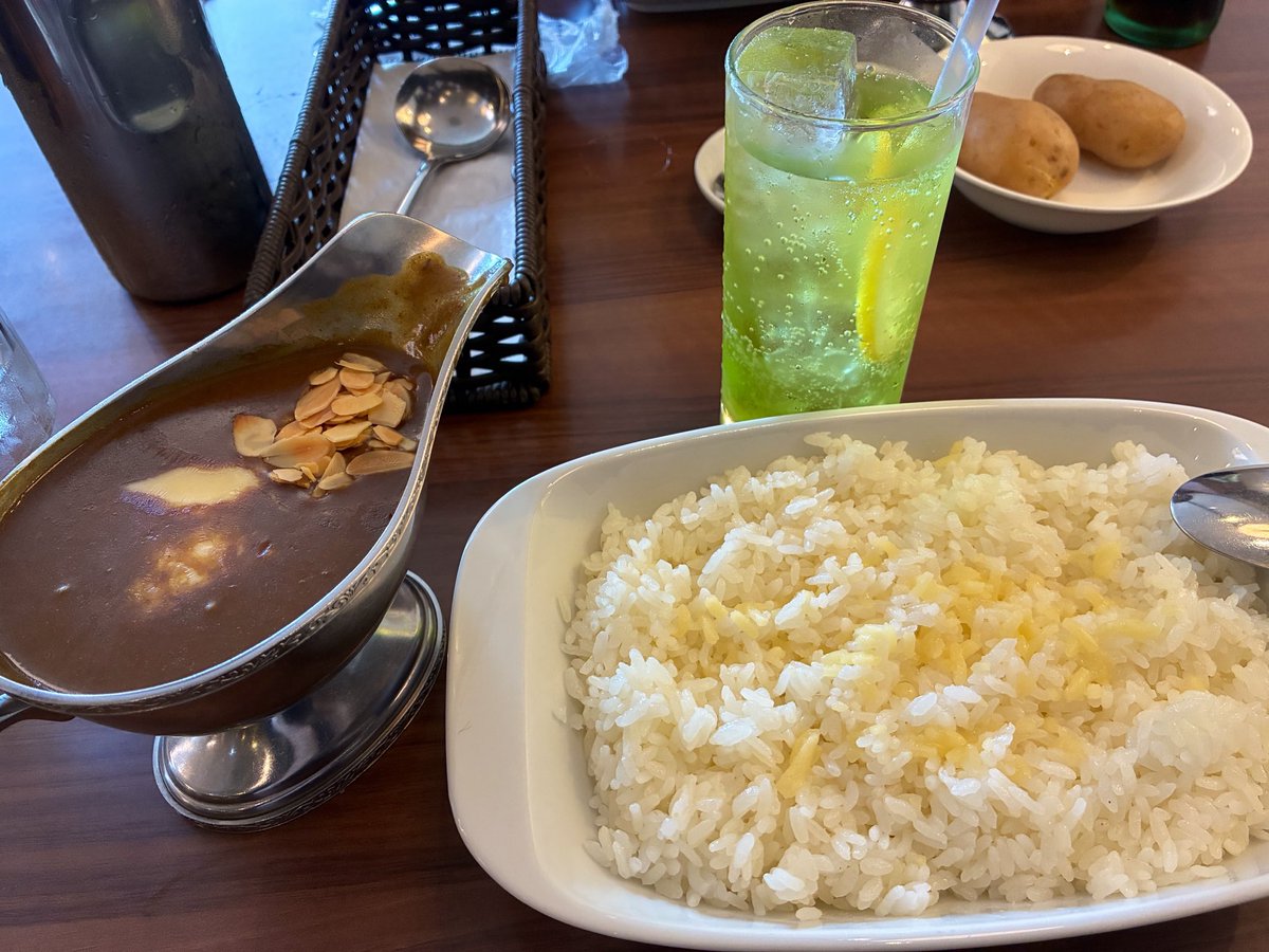 a_tukuyo's tweet photo. カレーライスをいただきました。 https://t.co/90gpKJEZte