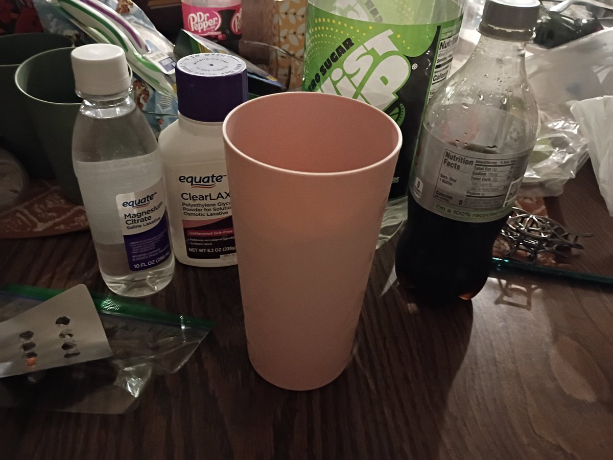 AZONICH111's tweet photo. Late night lax attempt. But this time I'm laxative maxxing https://t.co/UpY4KJRsjL