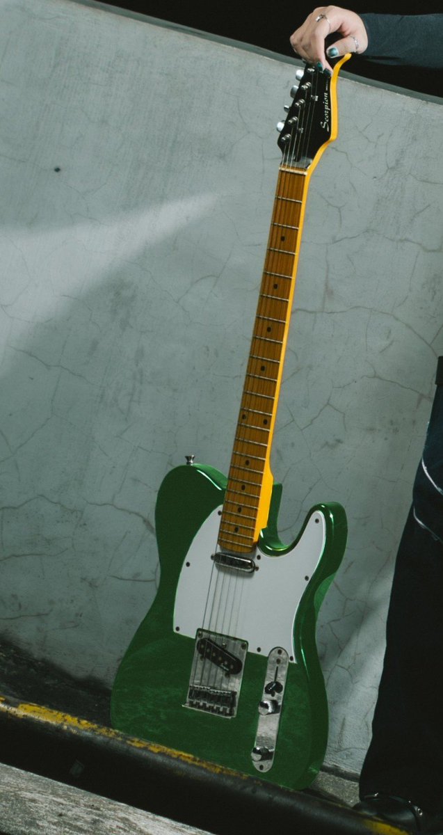 beeyoursunshine's tweet photo. Telecaster guitar https://t.co/OlFwJGSaSA