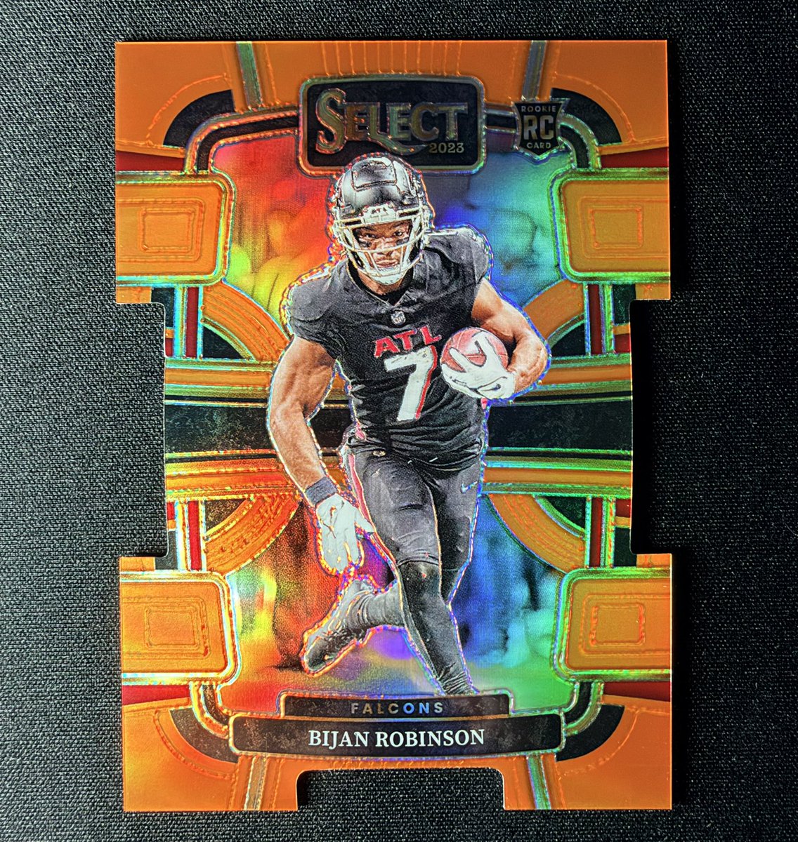 Vault_214's tweet photo. Longhorn Orange die-cut Bijan 🤘🏼

Best RB in the league

#VaultCard https://t.co/WDfAFXnb9o