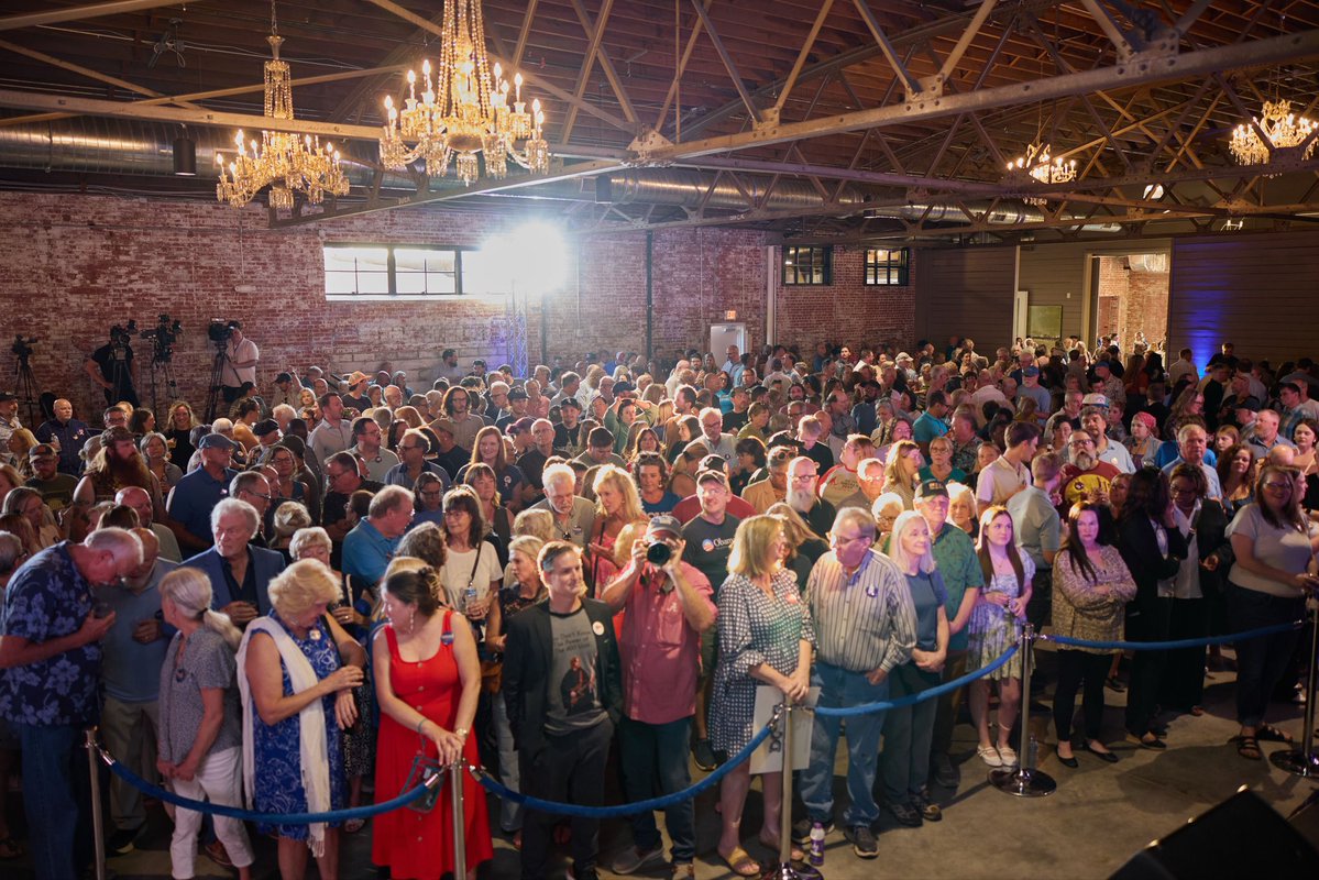 DougJones's tweet photo. Mobile, last night was amazing! Thank you to everybody who came out to kick off our Rally for Alabama tour, and to my good friend @jasonisbell for bringing the house down.

We’ve got 40 days to go, and we’re going to spend every one of them taking this campaign to folks in every corner of Alabama. With your help, we’re going to win this thing on November 3!                            

Stay tuned for our next stop on the tour!